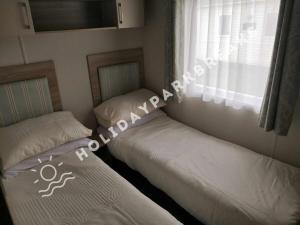 Blenheim A spacious 3-Bedroom Home - White Horse, Seal Bay