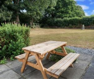 Kingfisher Cottage Newcastle Emlyn