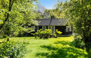 Beach Front Home In Bogense With Wifi