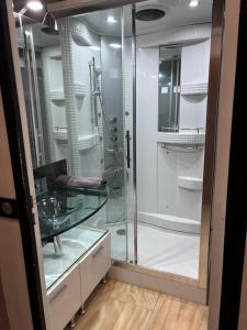 Appartements Studio piscine parking Cannes : photos des chambres