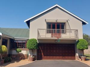 Peaceful Ronalds Road