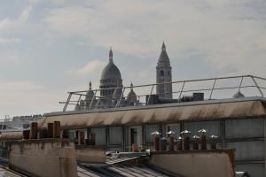 Paris Studio with view of Montmartre