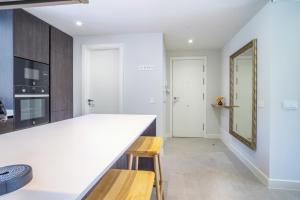 Fabuloso apartamento con jardÃn privado y jacuzzi