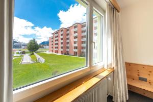 Cosy 3 bedroom Balcony Free parking Fast Wifi