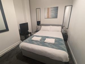 Contractor rooms South Shields