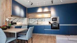 Blue Holiday Apartment