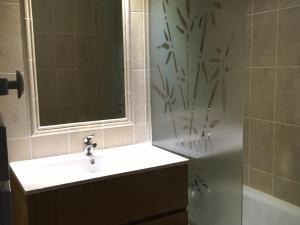 Charmant 2 Pièces 4 Pers Exposé Sud avec Balcon et Parking Privé à Valloire - FR-1-263-454