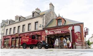 Appartements Le Perchoir Gite de charme dans chateau -SPA- : photos des chambres