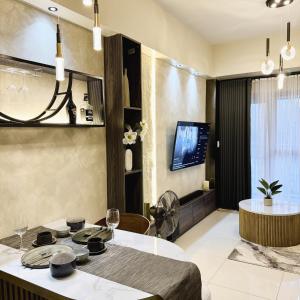 Landscape view and sea view 1BR near Airport