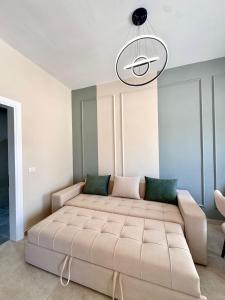 White Arena Seaside Apartments