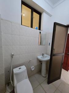 Tulivu Urban - Twiga Hotel