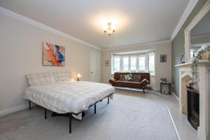 Modern Family Home in South ManchesterStockport