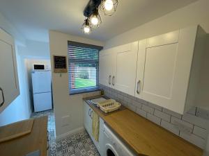 Cozy, Spacious 2BD House in Historic Chapelfields