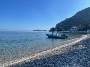 Appartements Ezevacances Studio Capuccino vue mer : photos des chambres