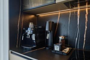 Golden Hour Apartments- Loft 418