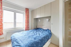 LECOMTE - Beachside Escape 111