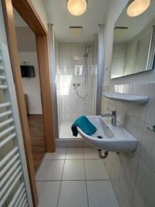 Gasthaus und Pension Halli-Galli