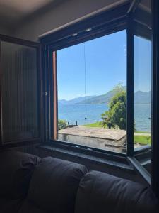 The Music of The Lake - Lake Front with three Bedrooms