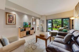 Big Island Royal Sea Cliff 325 by Coldwell Banker Island Vacations
