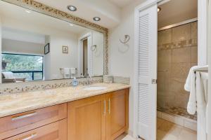 Big Island Royal Sea Cliff 325 by Coldwell Banker Island Vacations