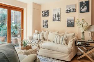 Beautiful Ground Floor Apartment Plus Private Garden