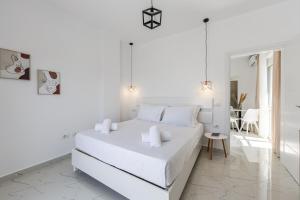 Apartment with AC and Balcony Golem by PikHost