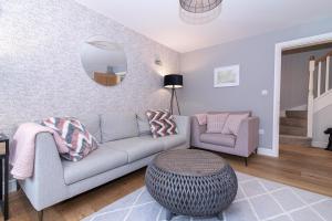 Elegant Ludlow Haven: 4Bed Ultimate Tranquility