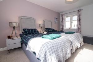 Elegant Ludlow Haven: 4Bed Ultimate Tranquility