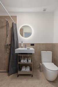 Studio with Great Old Town Location