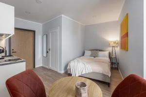 Perfectly Located Old Town Studio