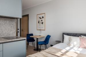 Central Hideaway in the Heart of Old Town Streets