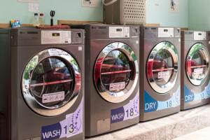 Shizuka House - 500 m walk to BTS Phrom Phong