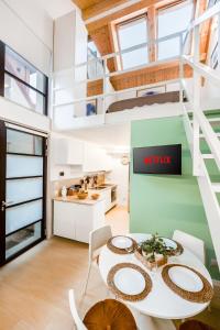 Luminoso Loft - M5 Cagranda - Free Wi -fi