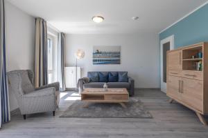 Ferienwohnung Ostseesonne - 5-Sterne-Urlaub mit Balkon direkt an der Ostsee