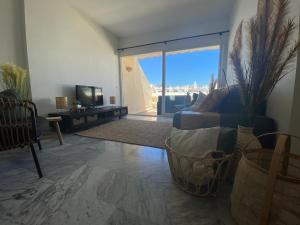 Puerto Marina Island