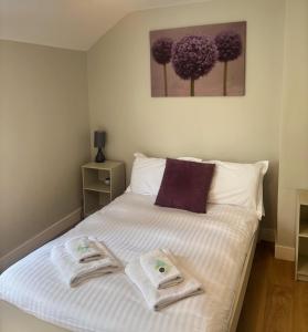 Flaxman Avenue - Lovely 4 bed home, 5 mins drive to York City Centre, Free superfast Wi-fi, Free on-street parking