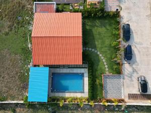 Private pool with 3 bhk farm house Kuku farm stay # Moinabad