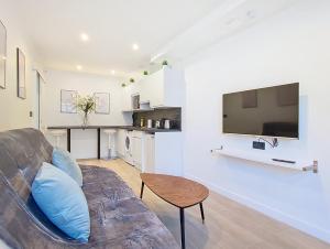Appart'hotels Suite Art de Vivre - Studio calme et central : photos des chambres
