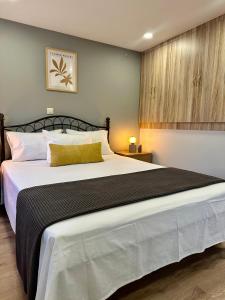 Iris Luxury House