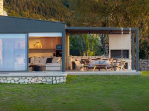 Anemones Villas by Omikron Selections