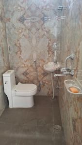 Guest House with 1 room with kitchen counter