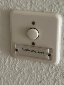 2-bedroom-SUNNYSIDE-Apartment