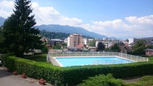 Apt 3 étoiles Piscine Tennis 2adultes et 2enfants