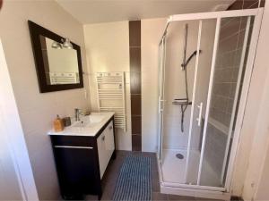 Appartements L-harmattan Studio T1 PREMIUM dans residence Privee avec Patio a proximite : photos des chambres