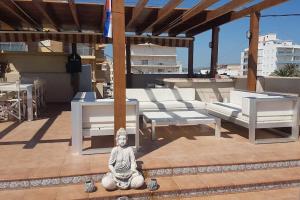 Chalet en primera línea de playa Piles