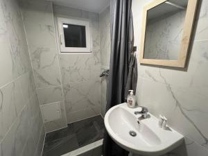 Miko Apartments next to Castle district