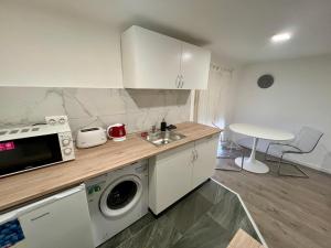 Miko Apartments next to Castle district