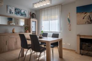 AT095 House with private pool