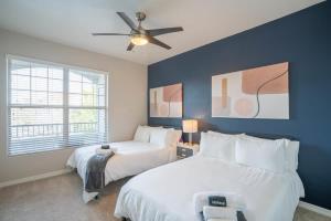 Chic 2BD - Midtown - Gym, Pool, W-D, Parking - Sleeps 8