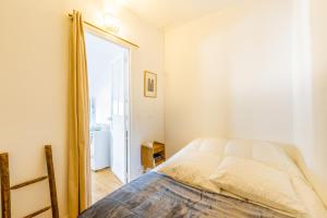 Appartements Proche Chateau Appartement Calme & Familiale : photos des chambres